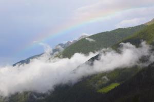 Regenbogen über dem Ultental