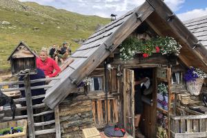 Schusterhüttl mountain hut